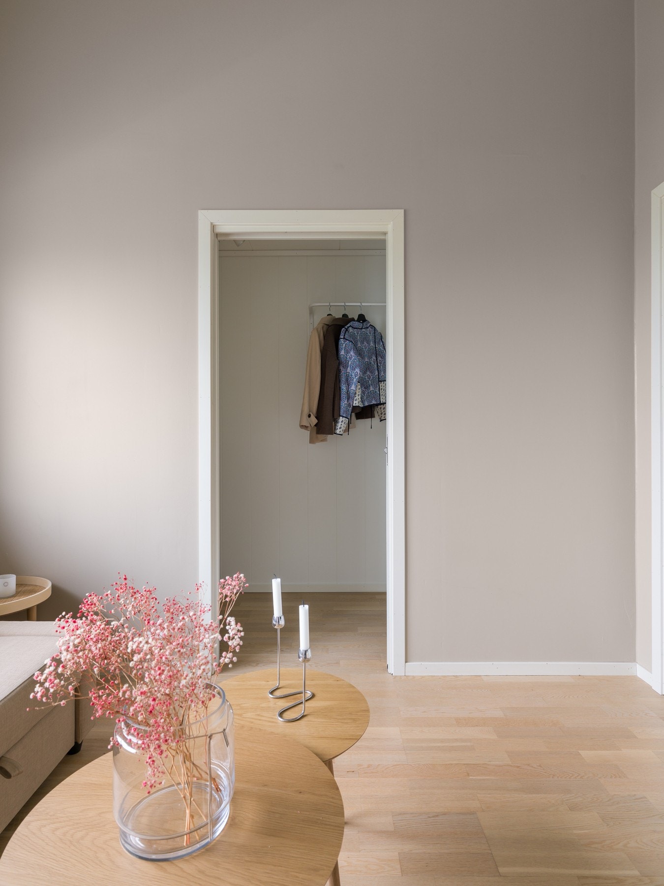 Soverom nr. 2 har direkte adgang til bod som kan brukes som garderobe ved behov. Galleribilde