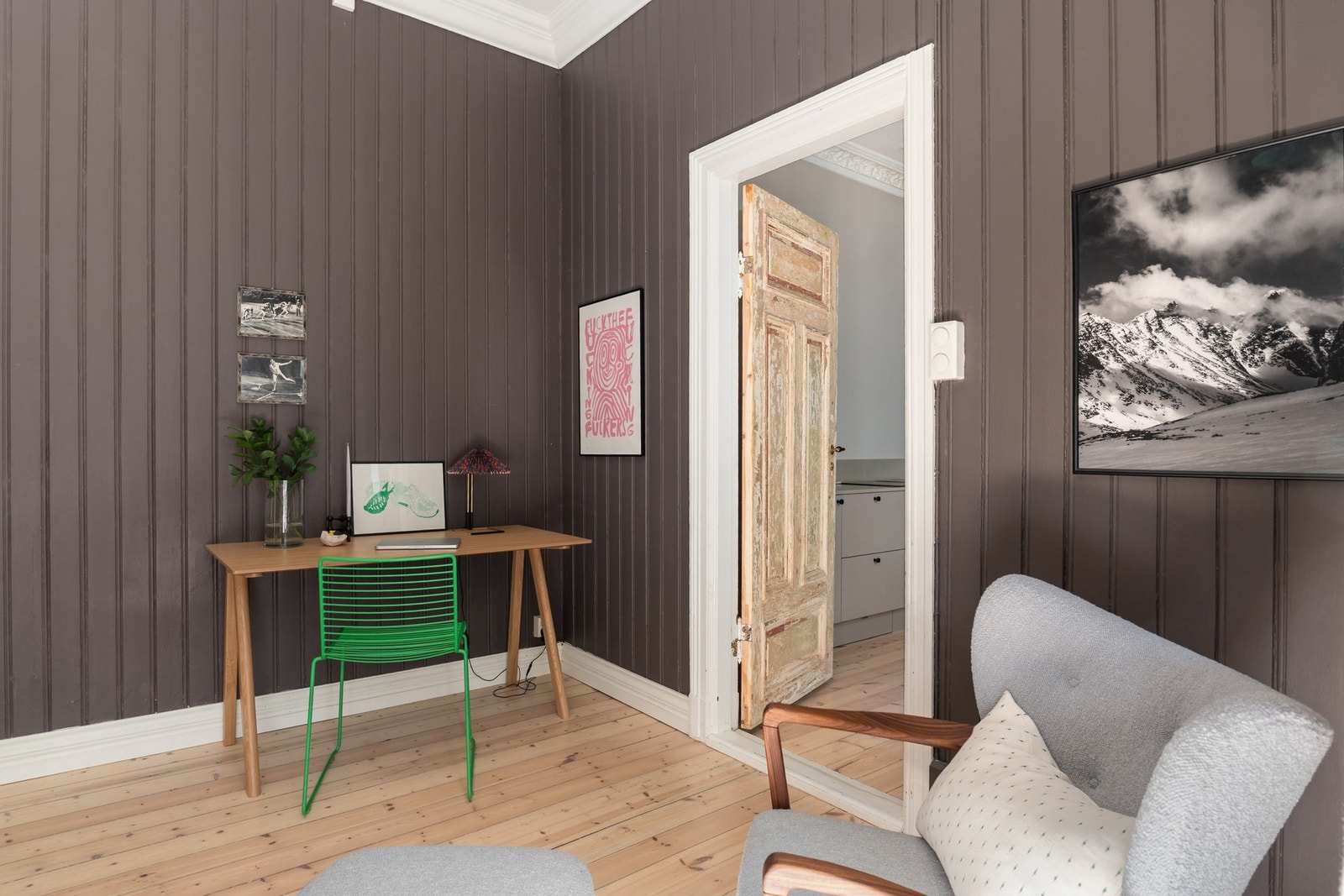 På dette soverommet er det plass til seng, garderobe eller skrivebord - alt etter hva du trenger i hverdagen. Galleribilde