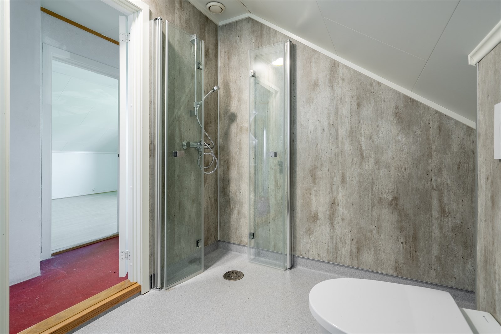 Badet. Galleribilde