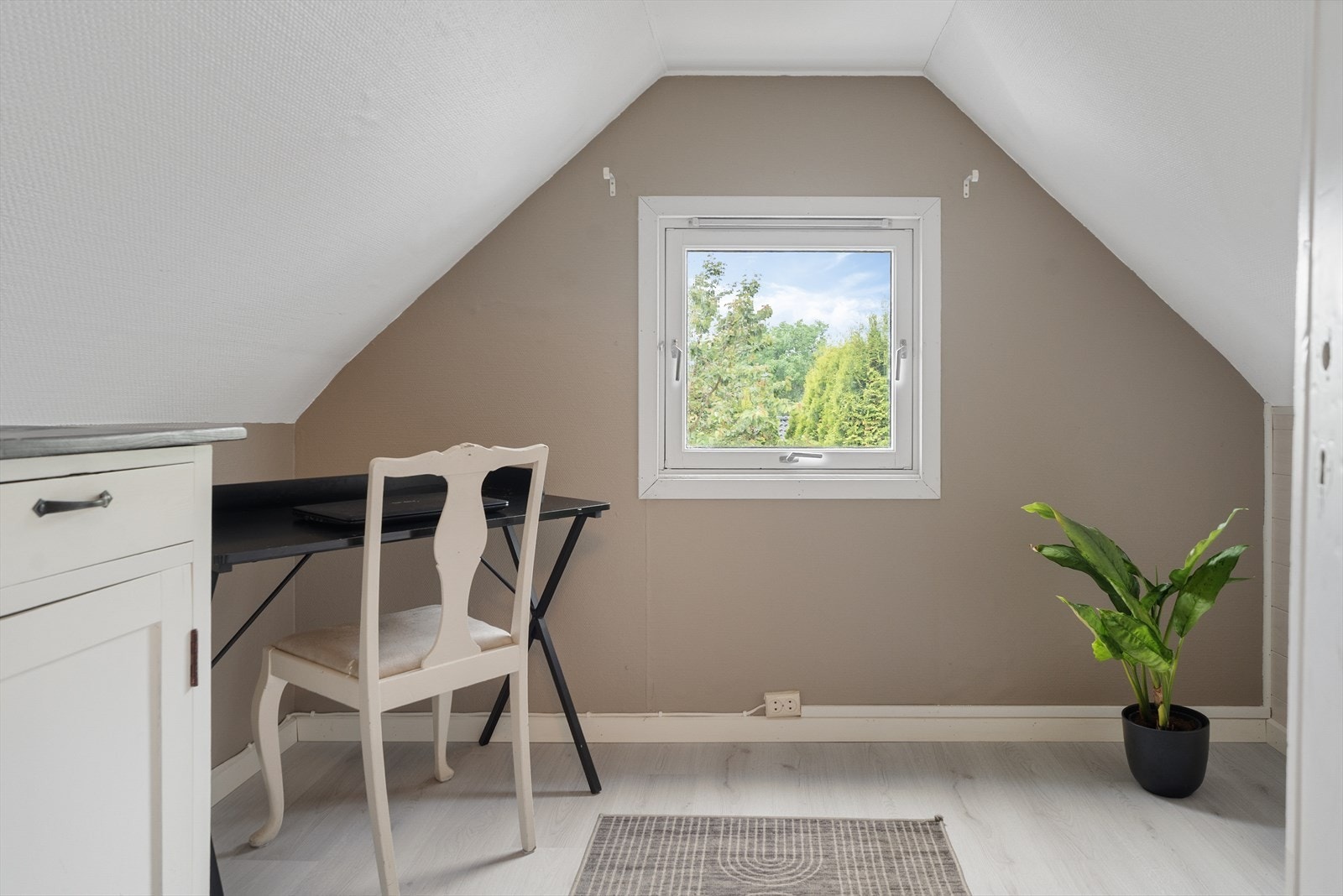Soverom 4 i loftsetasjen. Galleribilde