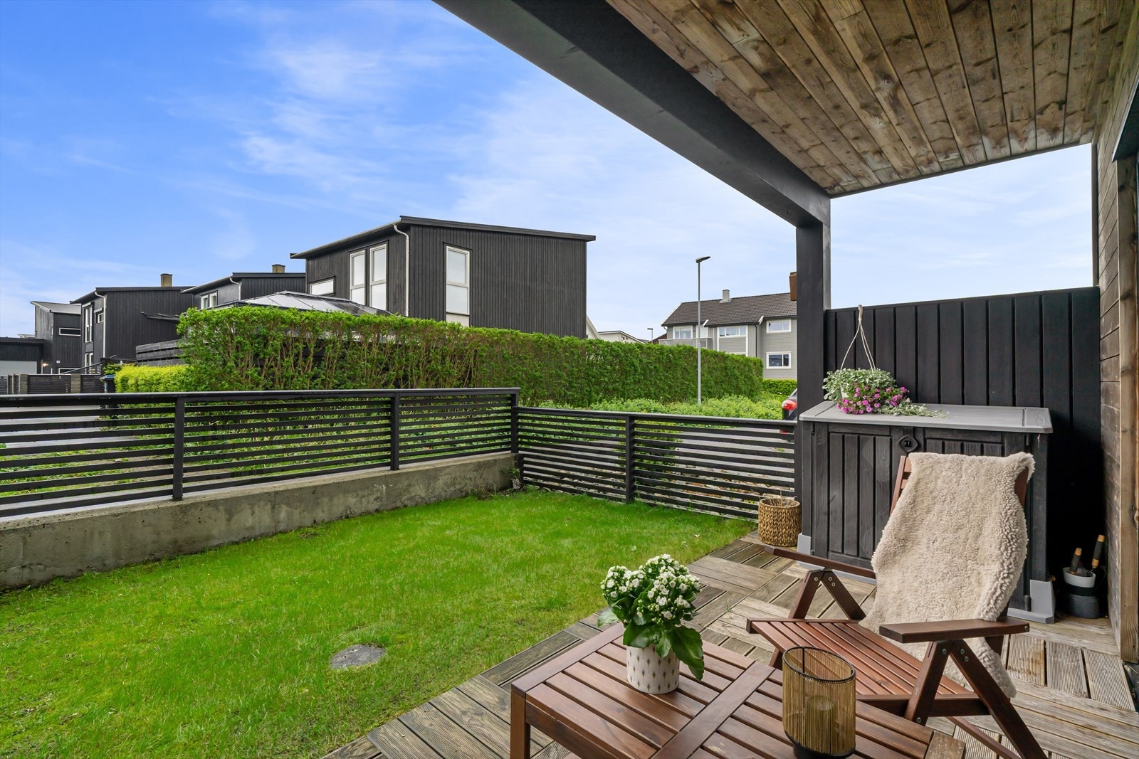 En lettstelt hage som er pent opparbeidet. Galleribilde
