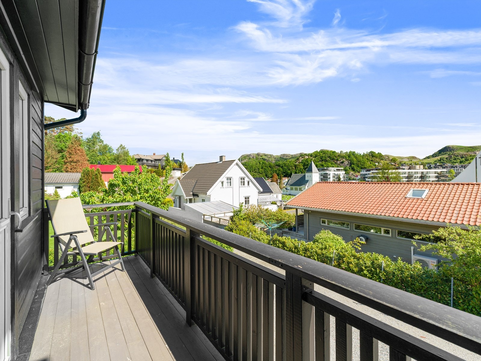 Balkong med adkomst fra hovedsoverommet. Galleribilde