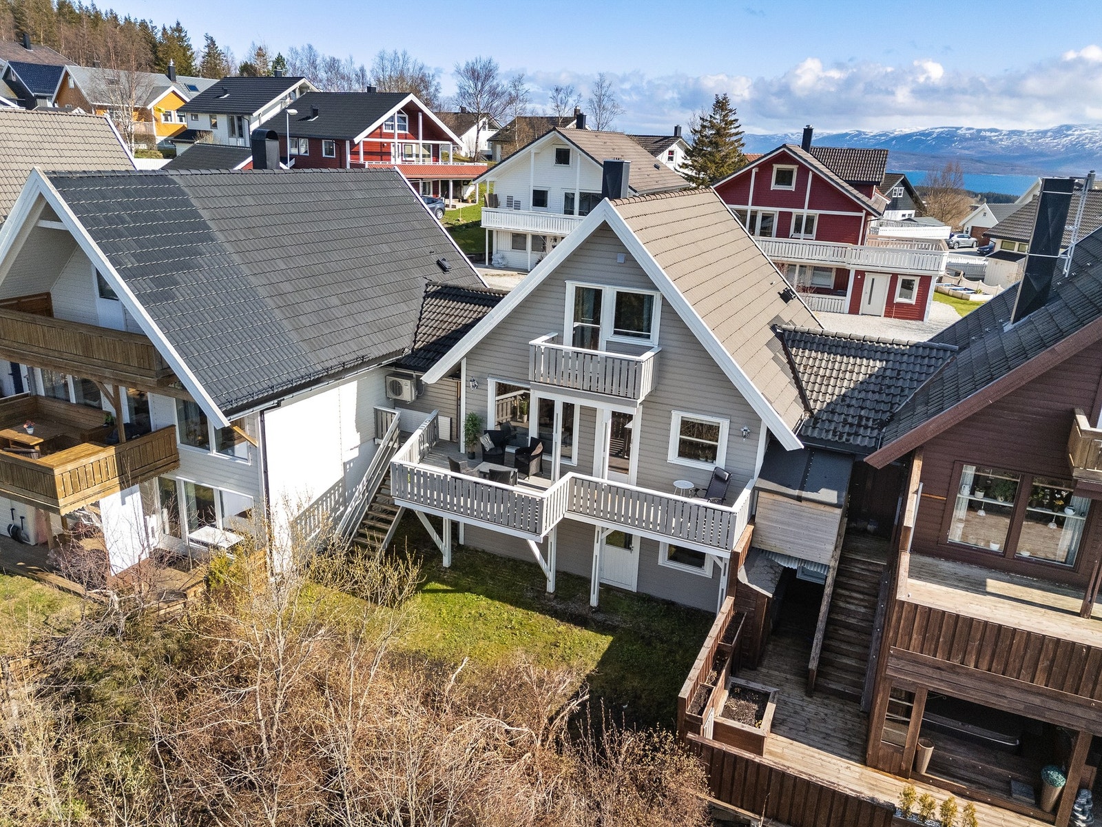 Velkommen til Bjørnehiet 64! Foto: Leel Galleribilde