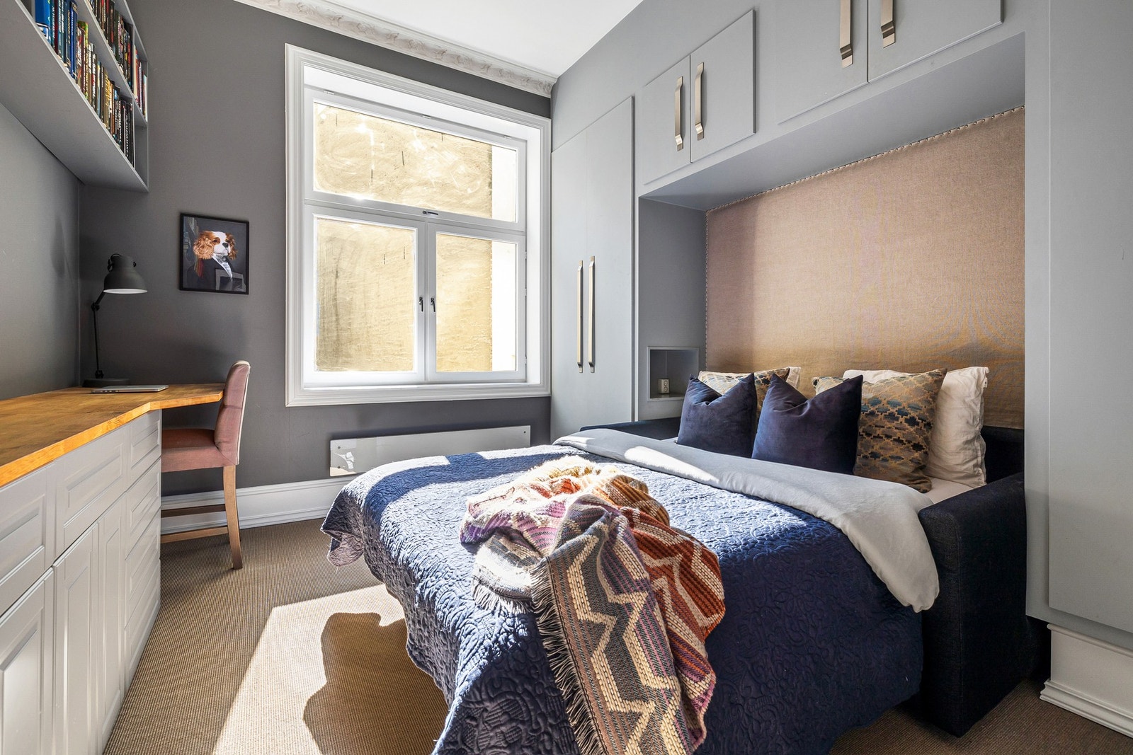 Soverom 2 er romslig og har god plass til seng, sofa eller annen innredning etter behov. Galleribilde