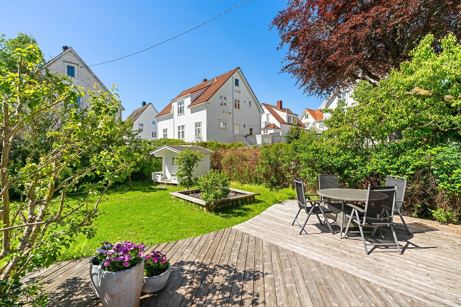 Her har man sol fra morgen til kveld. Galleribilde