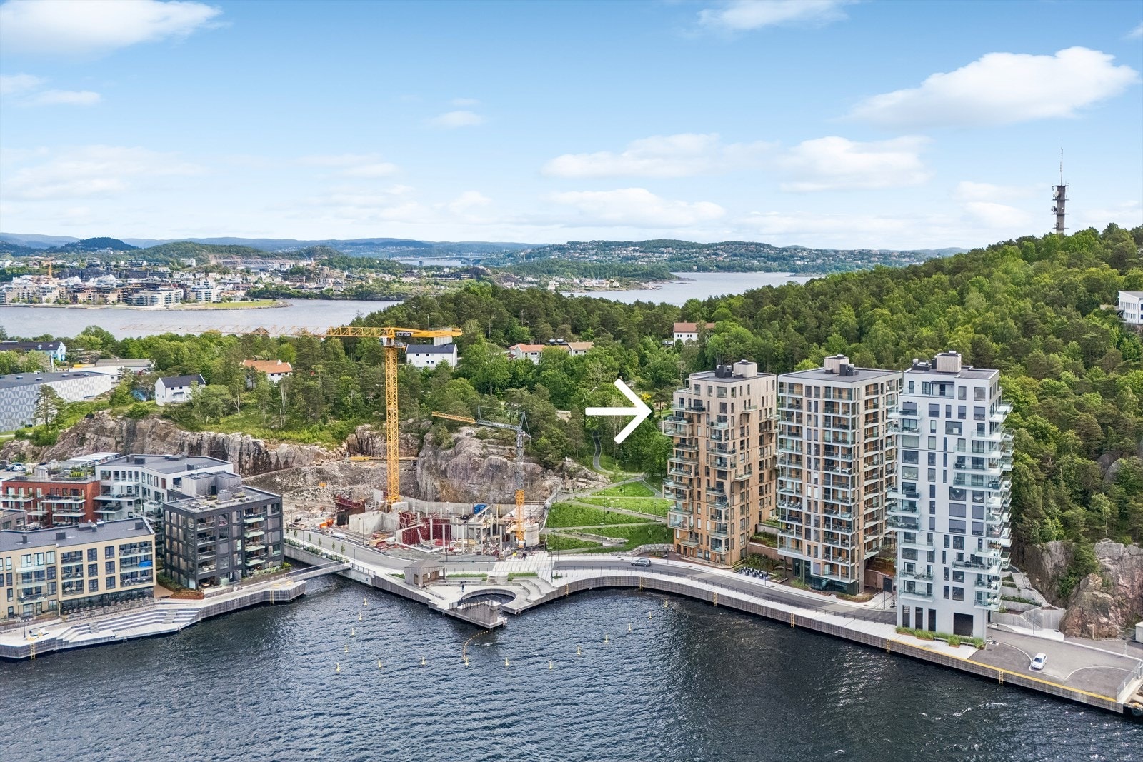 Magisk beliggenhet i vannkanten! Galleribilde