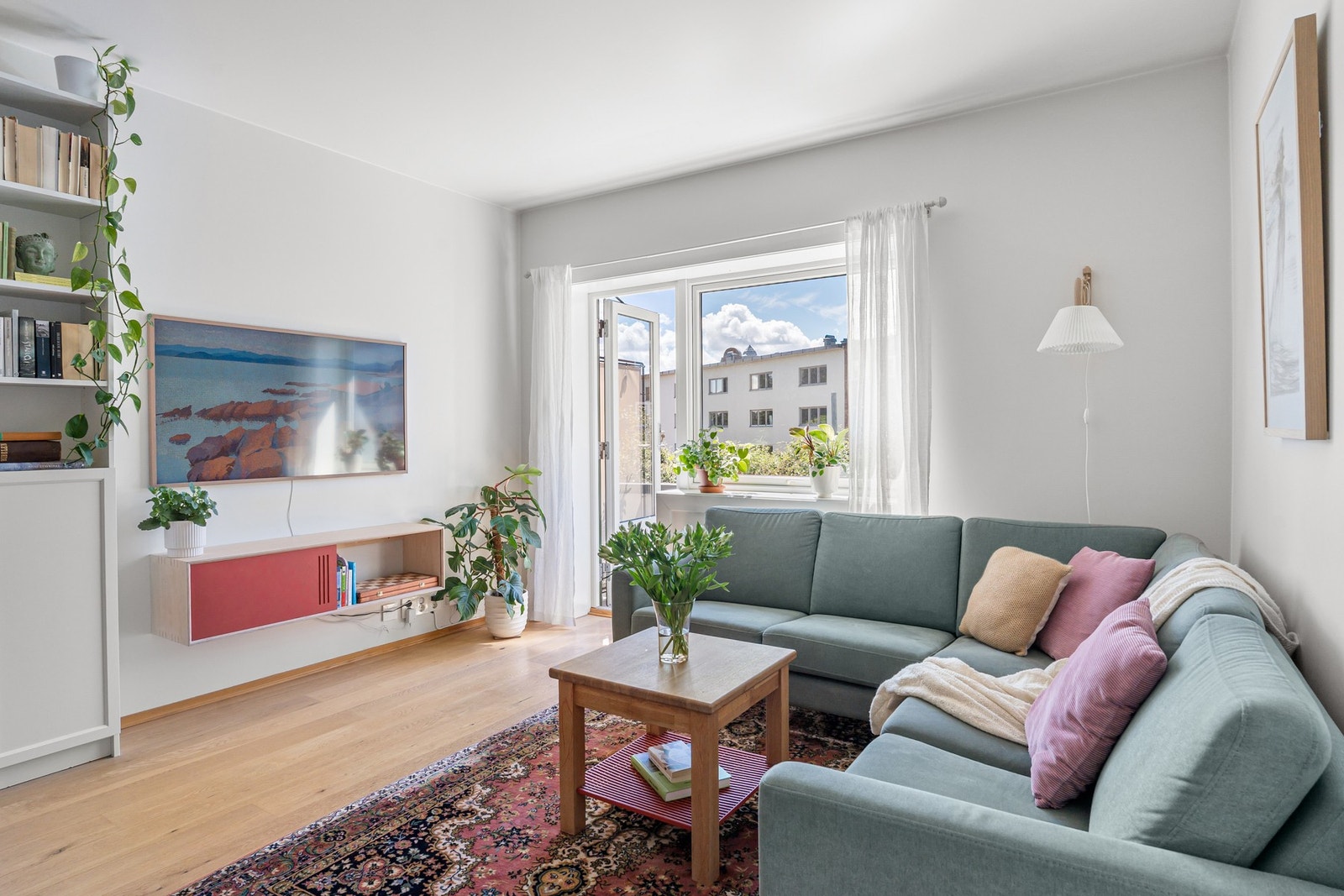 Boligen holder en høy standard, og har dermed en svært god tilstandsrapport. Galleribilde