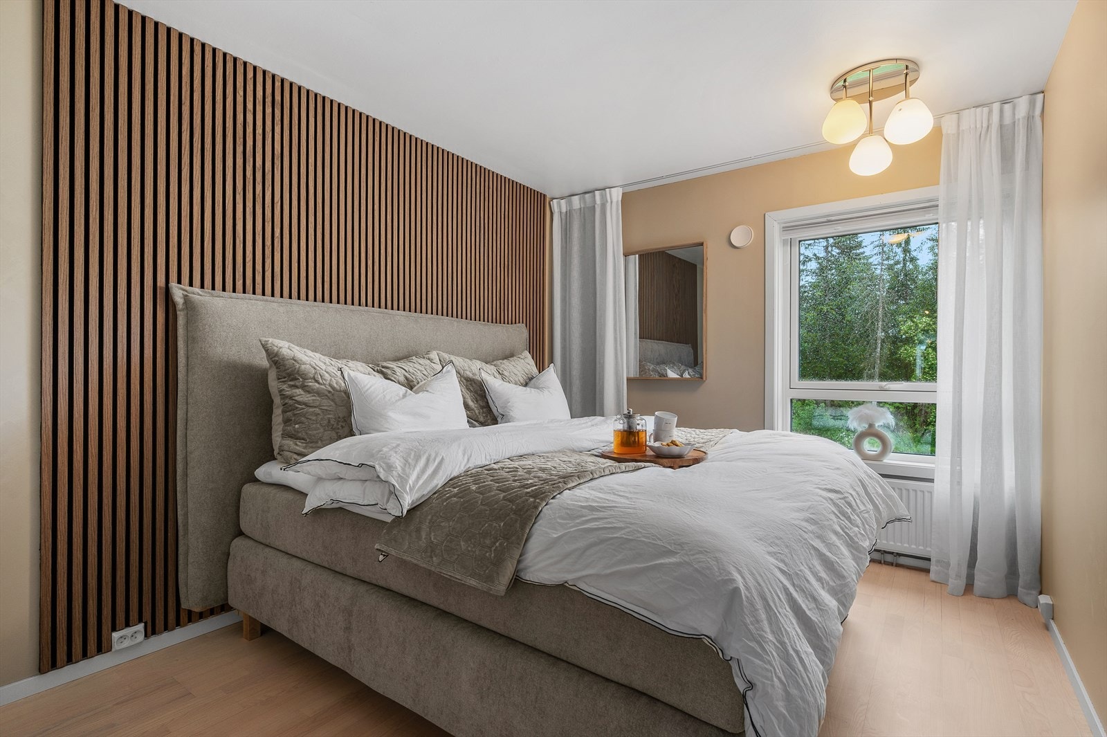 Rekkehuset har tre gode soverom på hhv. 11,8, 10,4 og 9,3 m². Galleribilde