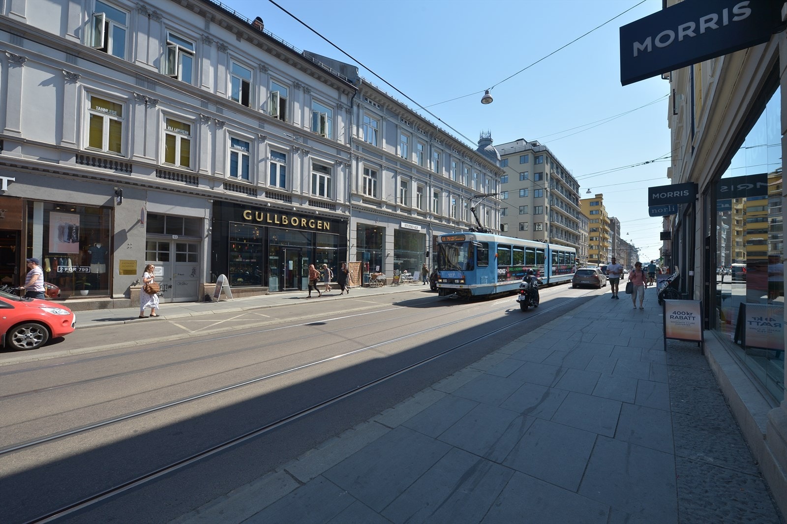 Bare noen få minutter unna ligger Bogstadveien, en av Norges mest kjente handlegater. Galleribilde