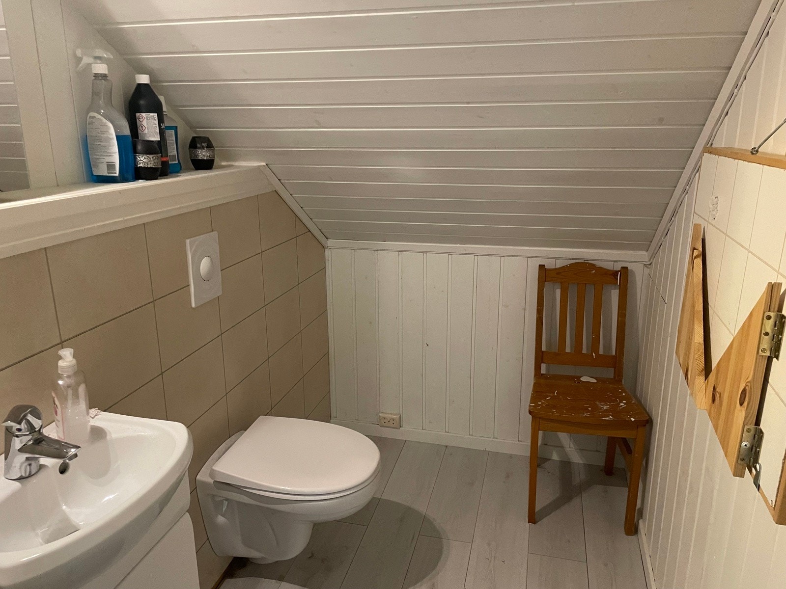 Toalett loft Galleribilde