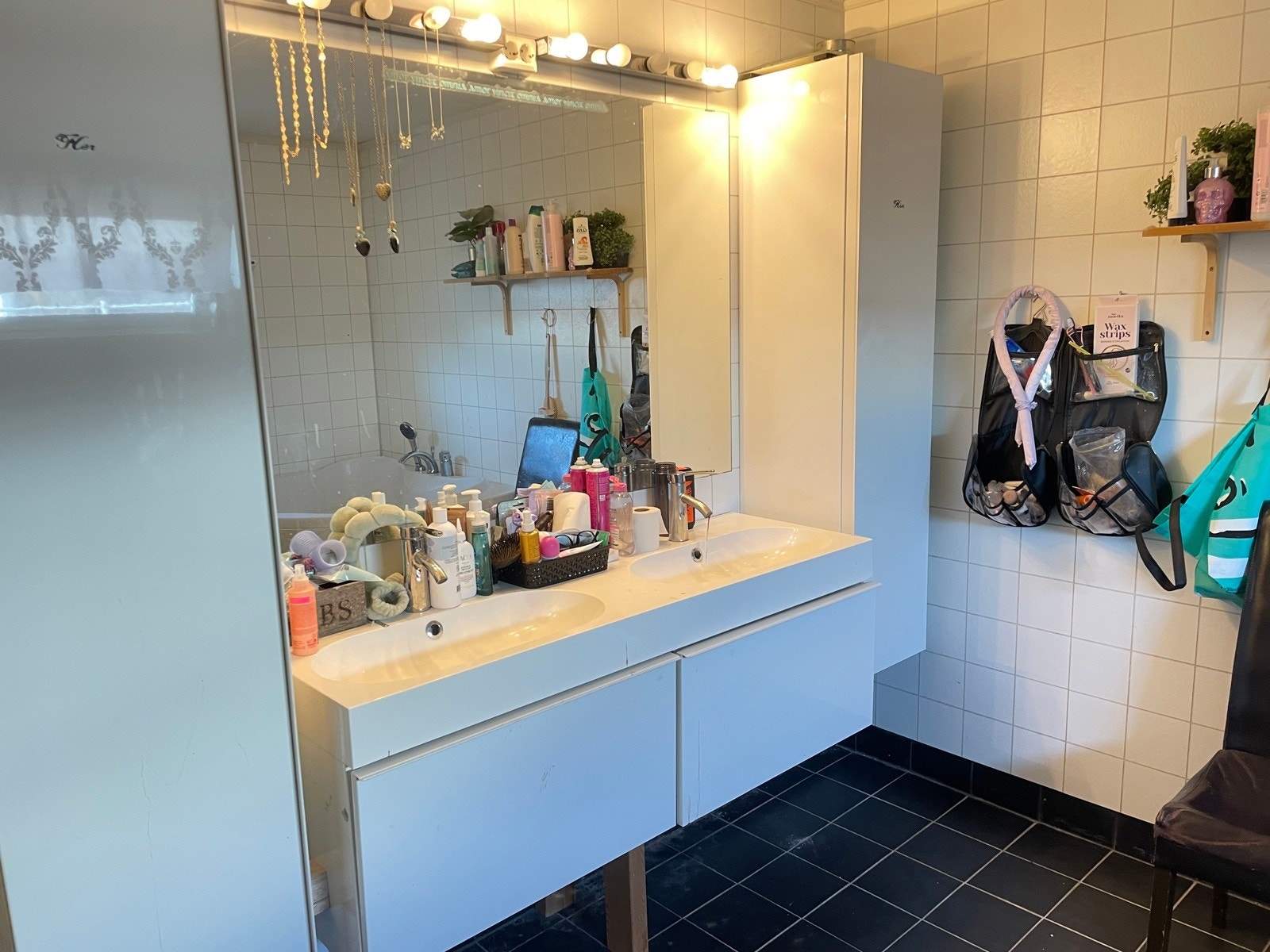 Baderom 1 etasje Galleribilde