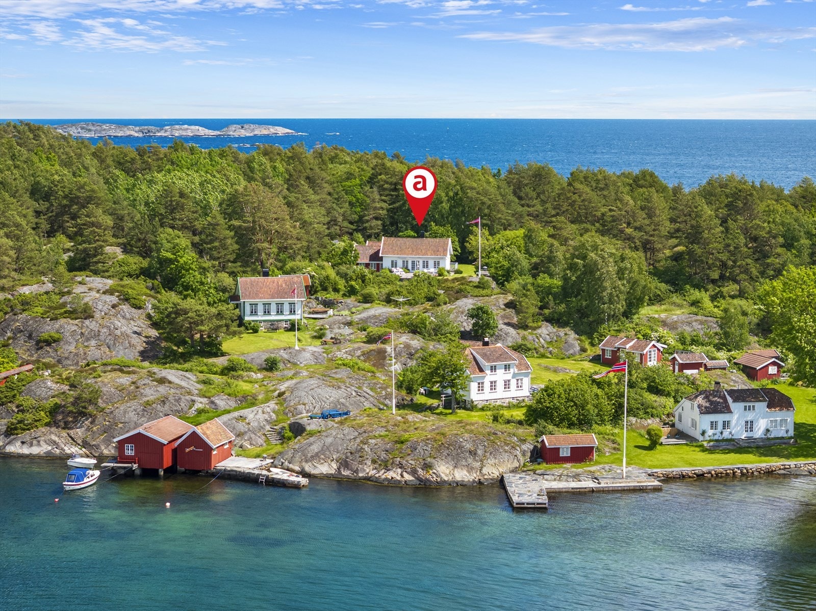 Bjorøya, Grimstad - Unik perle i vakker skjærgård få minutter fra Grimstad sentrum - Påkostet, vestvendt og solrikt. Foto: Hallvard Rimereit. Galleribilde