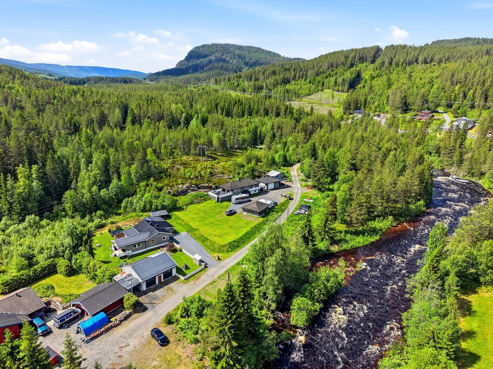 Med Jondalen idrettspark like i nærheten og kort vei til flotte turområder, ligger alt til rette for en aktiv livsstil. Galleribilde