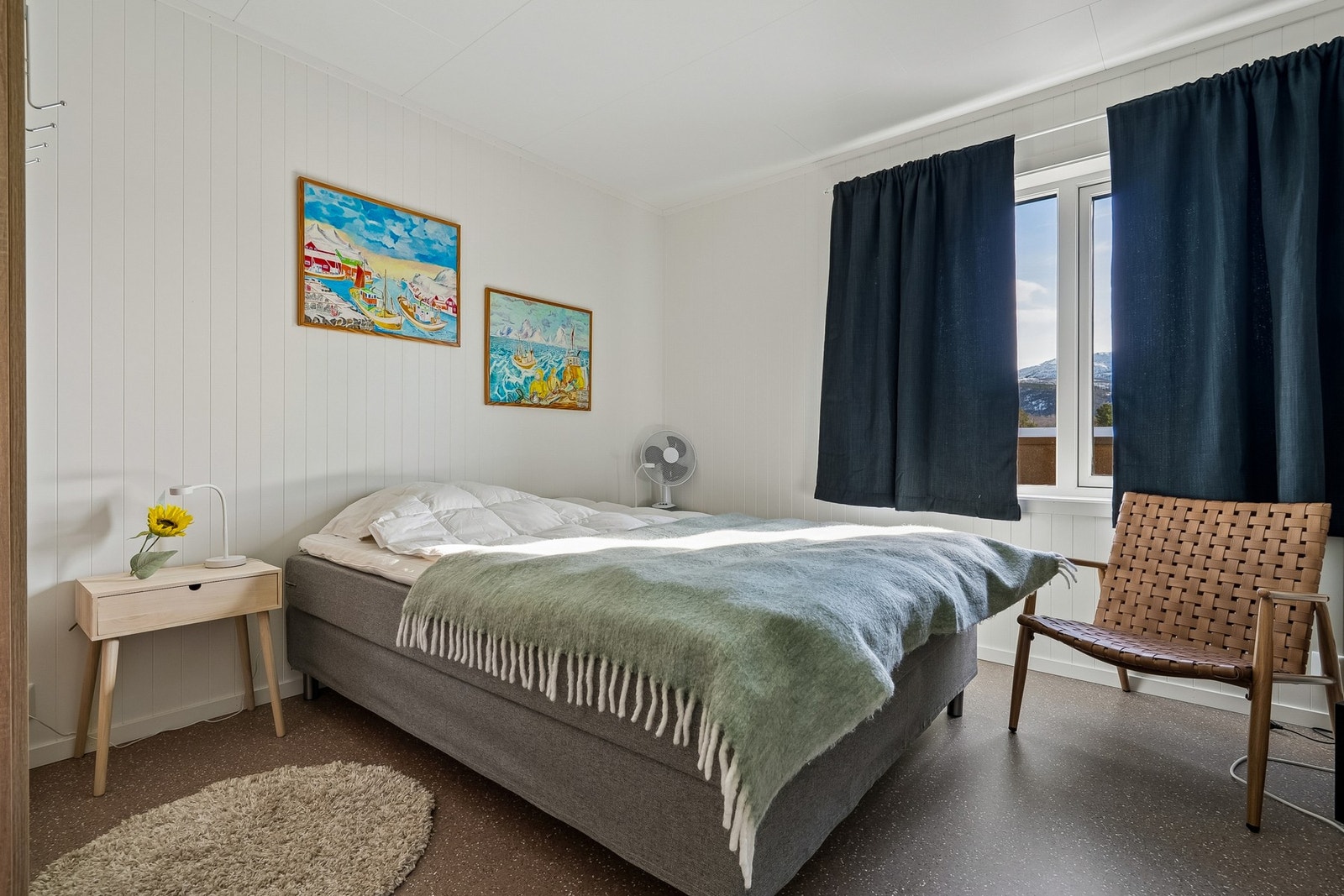 Det andre soverommet egner seg godt som barnerom, gjesterom eller kontor. Galleribilde