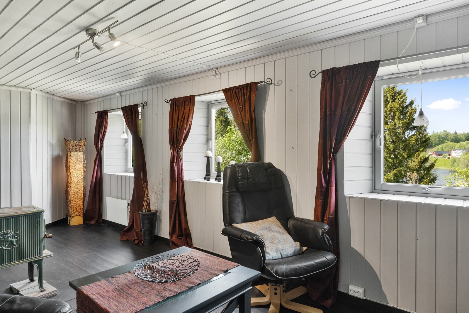 Kjellerstue med godt brukspotensiale Galleribilde