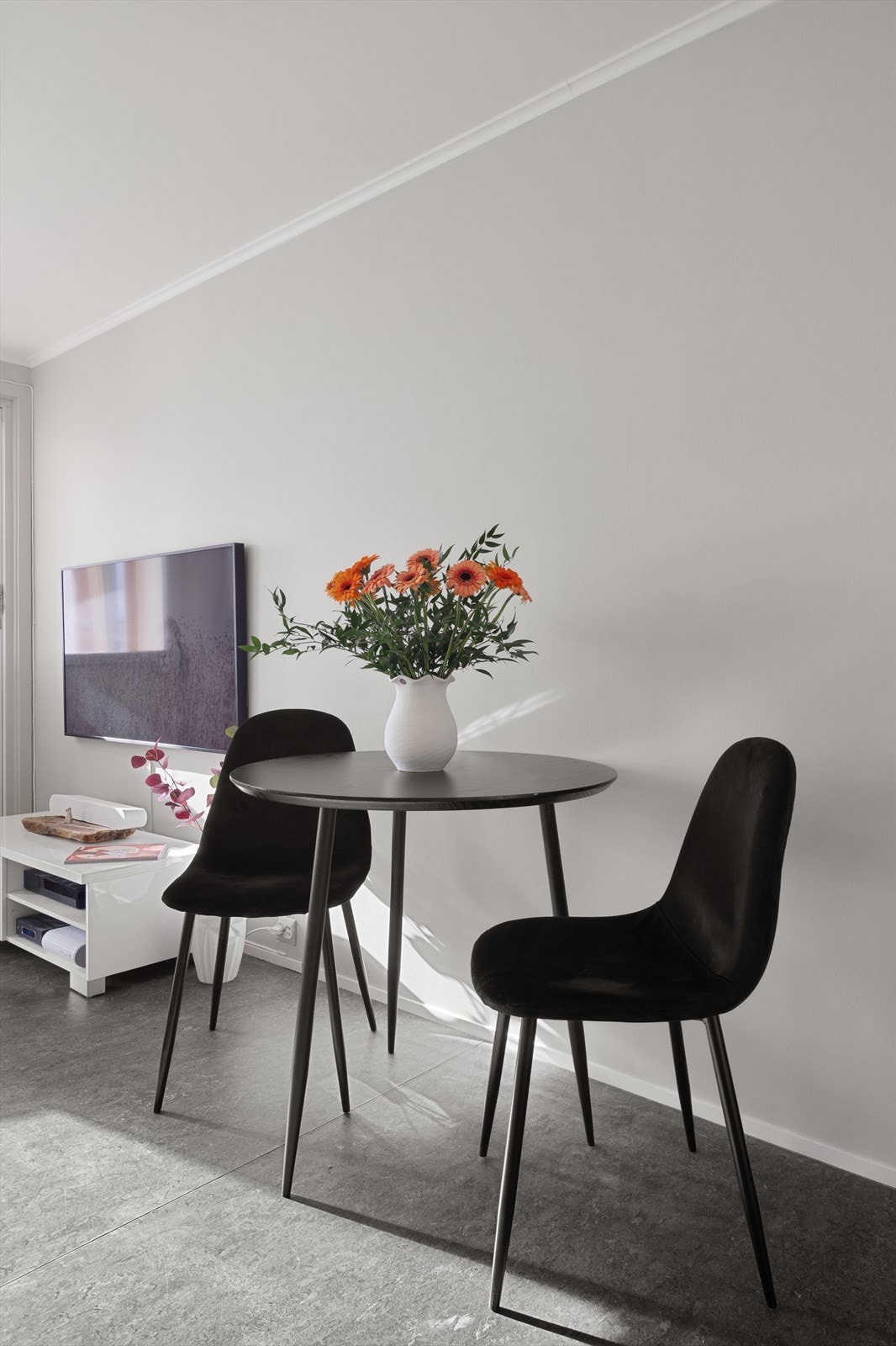 God plass til spisegruppe. Galleribilde