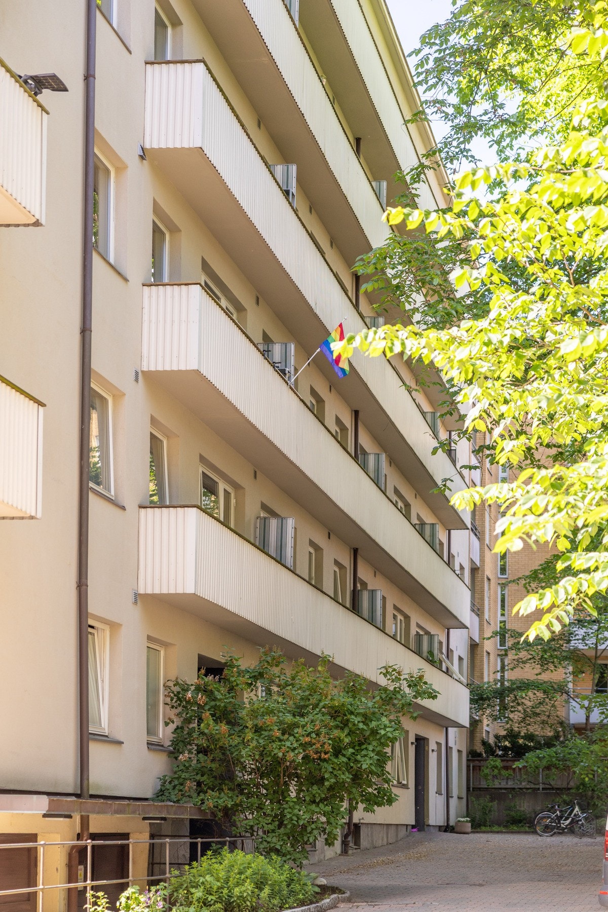 Inngang fra gårdsrom Galleribilde