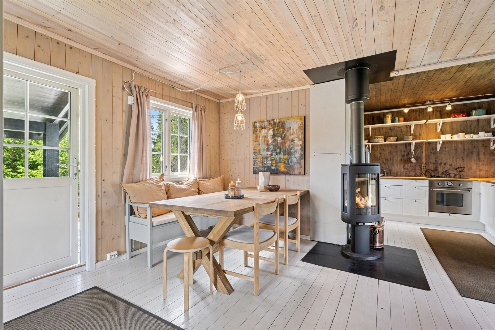 Kjøkken/spisestue Galleribilde