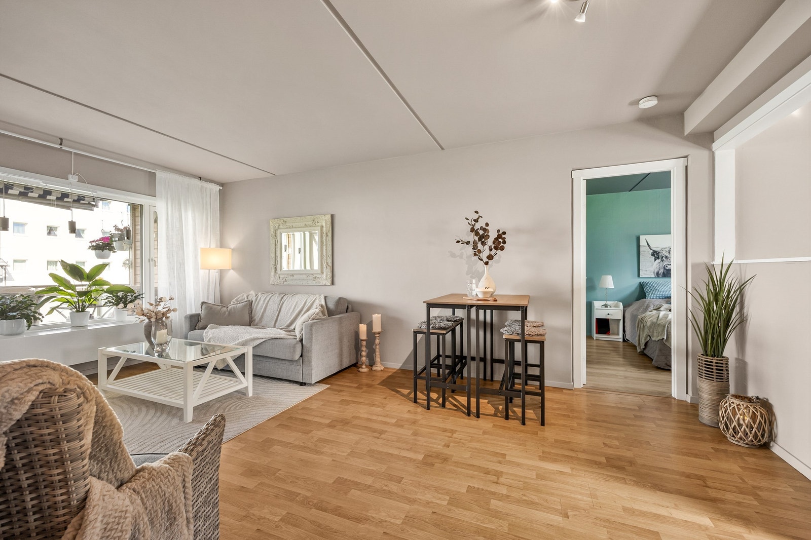 Fra stuen er det direkte tilgang til hovedsoverommet. Galleribilde