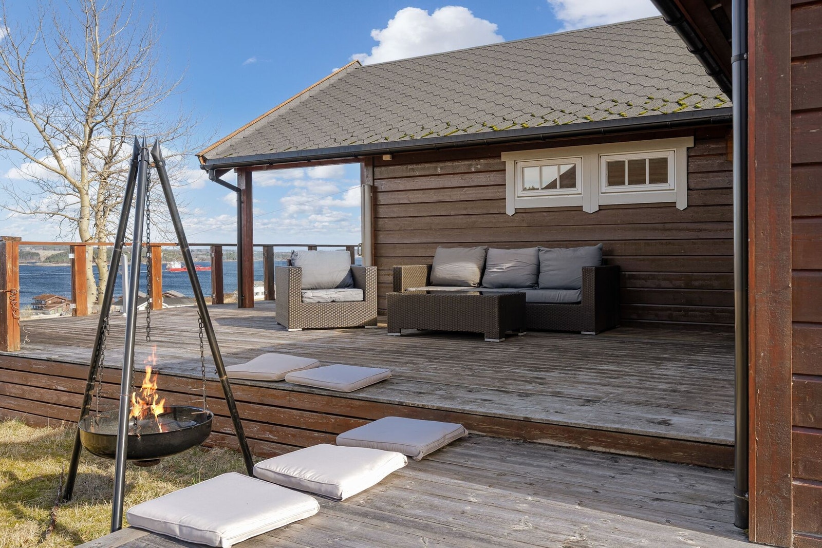 Flere soner gir rom for ulike sittegrupper, grill m.m. Galleribilde
