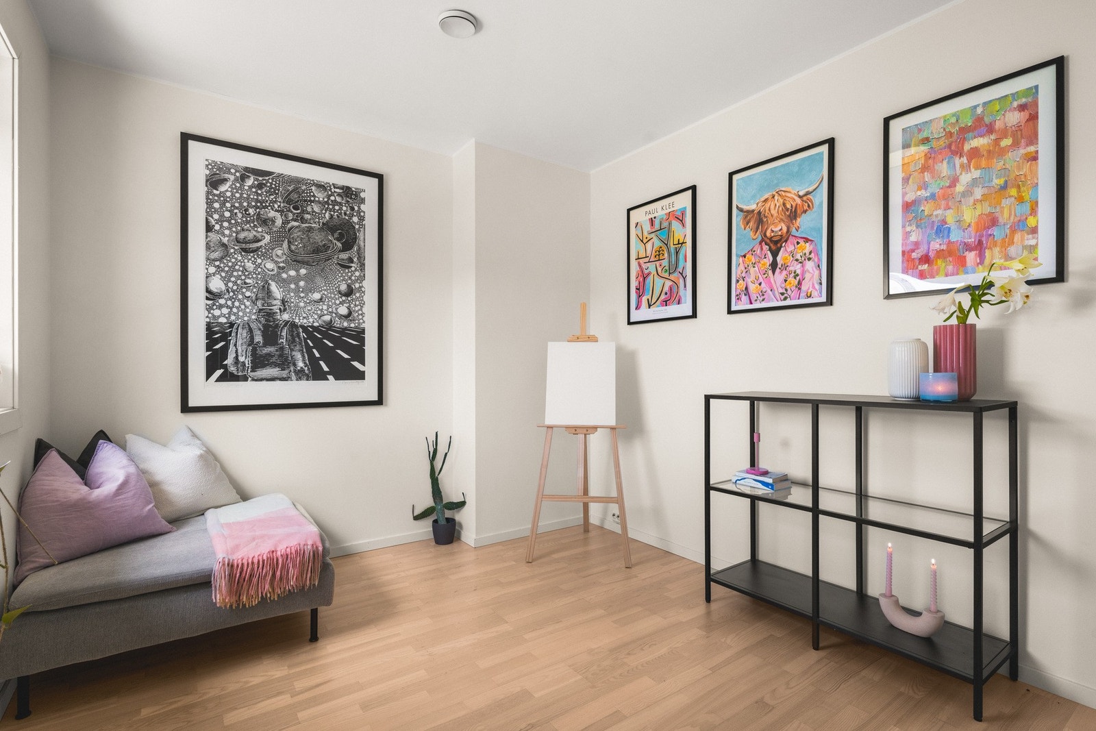 Boligens fjerde soverom ligger i 2. etasje og måler 8,2 m². Galleribilde