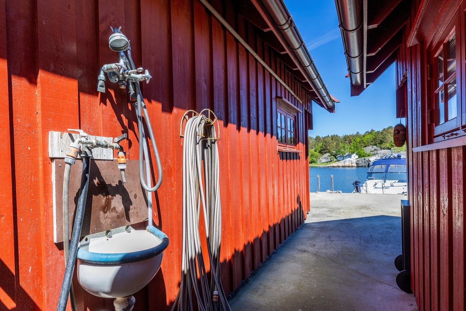 Felles vannpost. Galleribilde