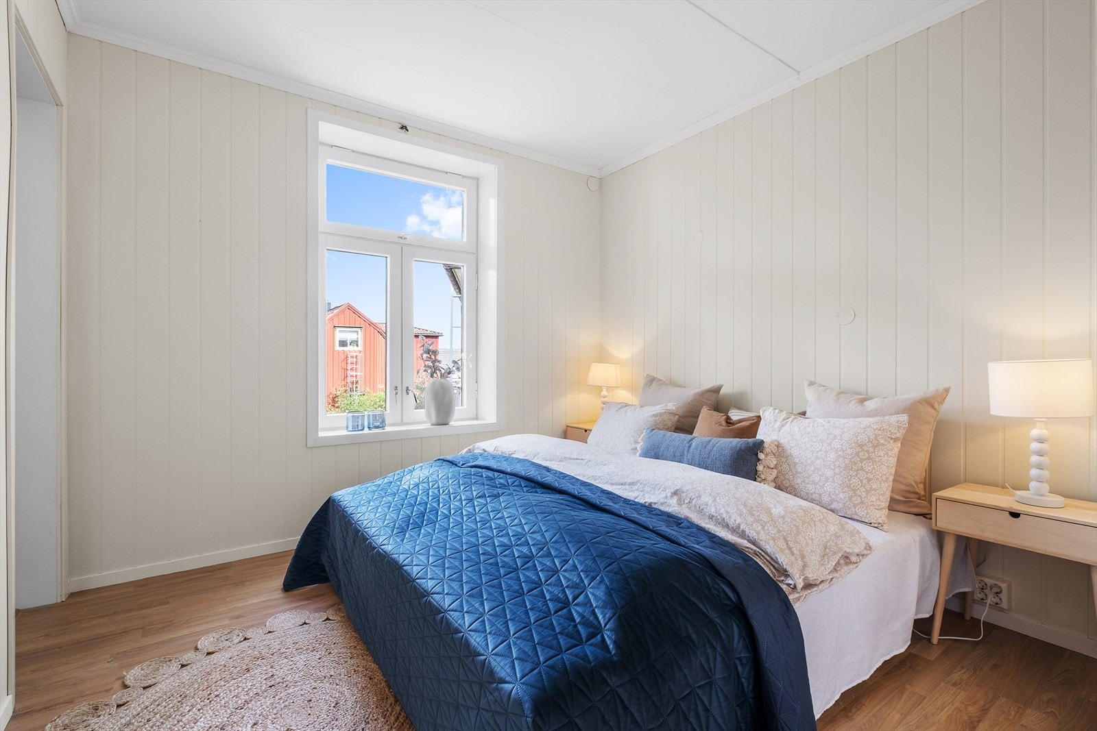 Leiligheten har totalt 5 romslige soverom, hvor dette er på 9,5m² Galleribilde