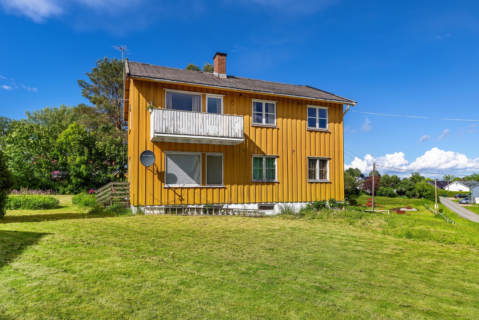 Boligen har veldig gode solforhold med sol hele dagen Galleribilde