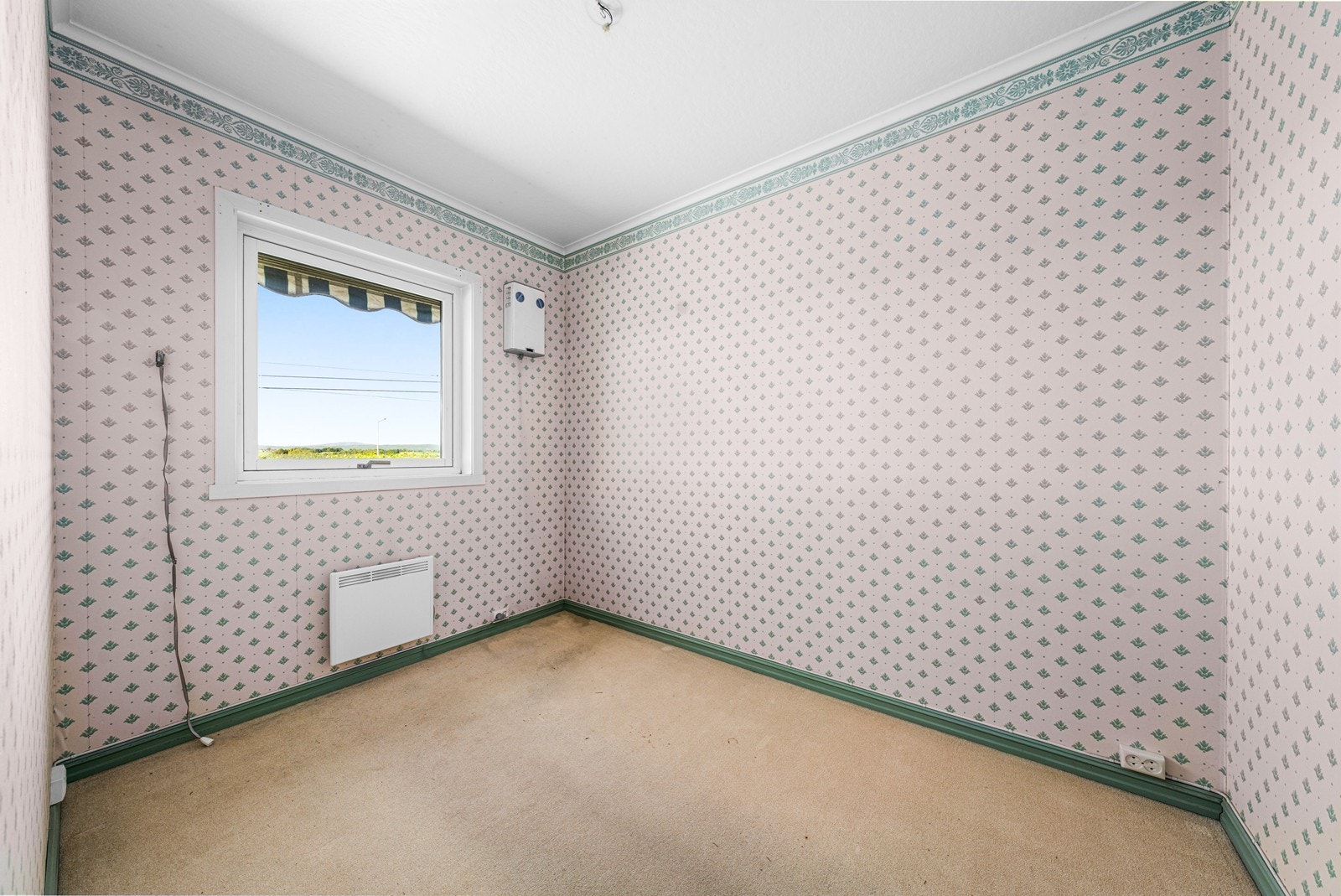 Det andre soverommet i etasjen, med plass til seng og skrivepult. Galleribilde