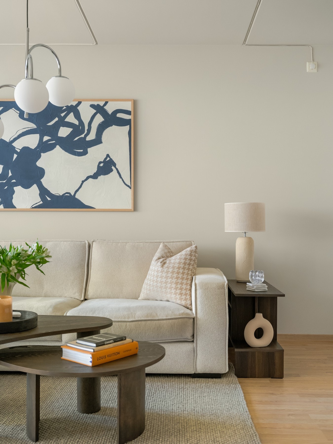 Oppvarming ved bruk av radiatorer/vannbåren varme er inkludert i felleskostnadene. Galleribilde