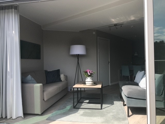 Fra veranda og inn - privat foto Galleribilde