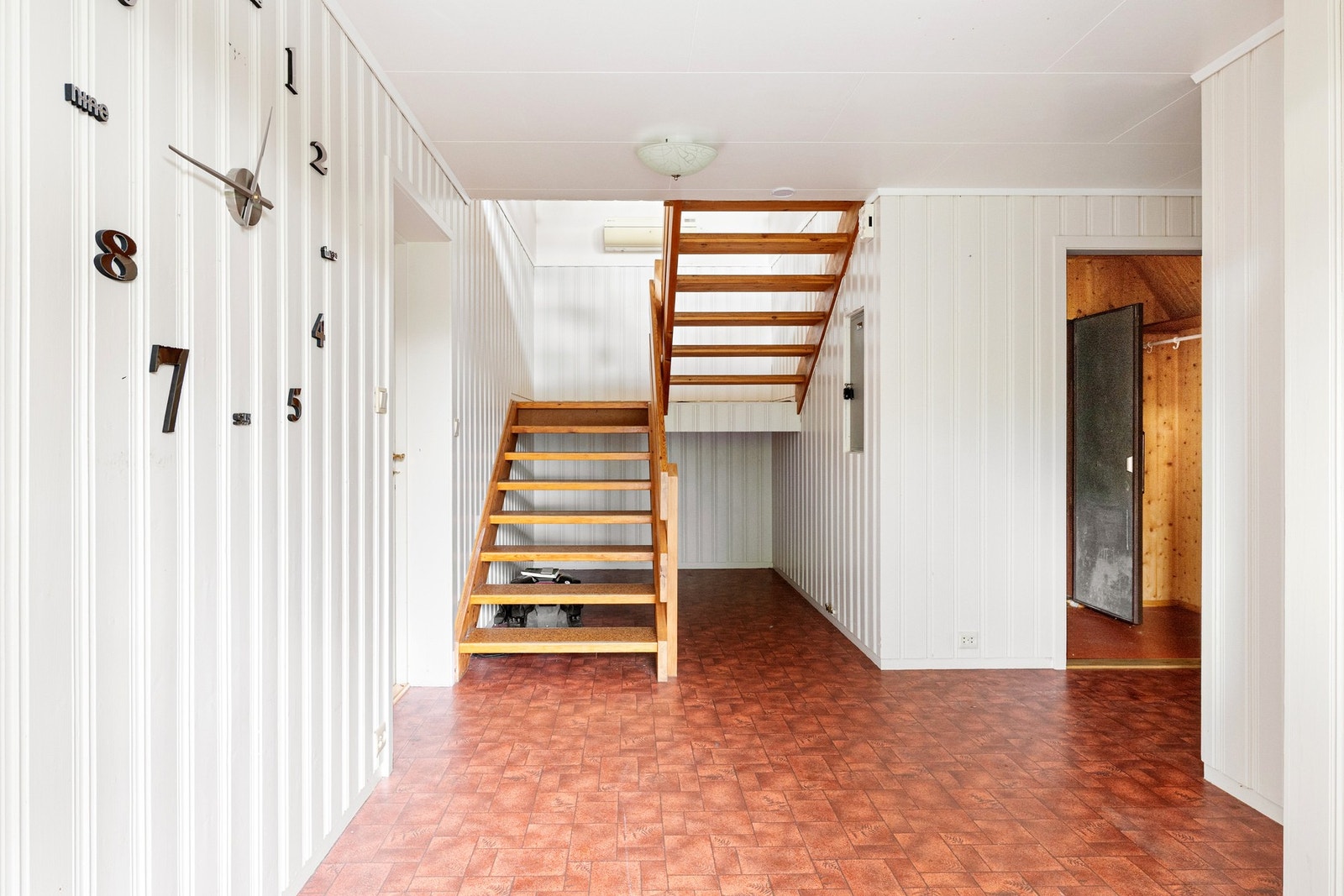 Trappegang/hall Galleribilde