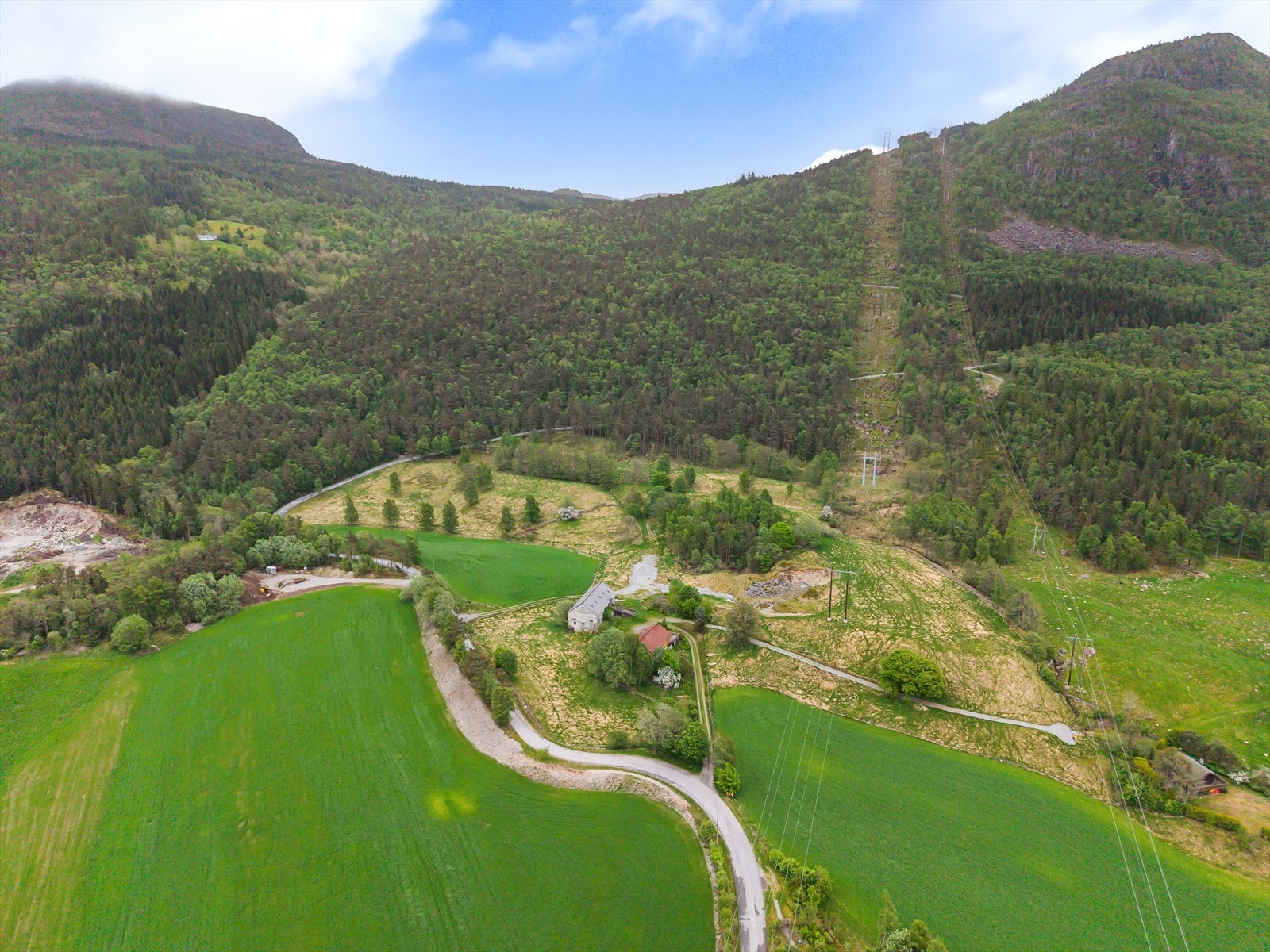 Området byr på fine turmuligheter i skog og mark. Galleribilde