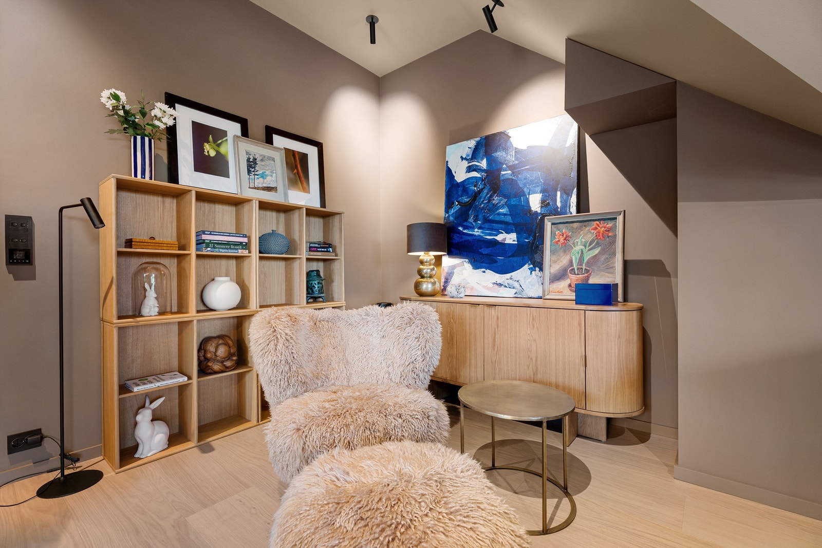Hyggelig del av stua Galleribilde
