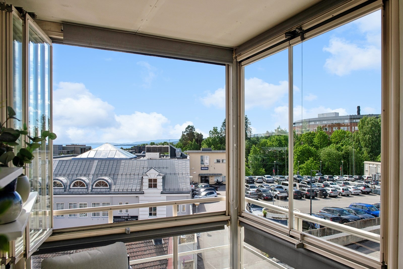 Beliggenheten midt i sentrum gir umiddelbar tilgang til byens tilbud. Galleribilde
