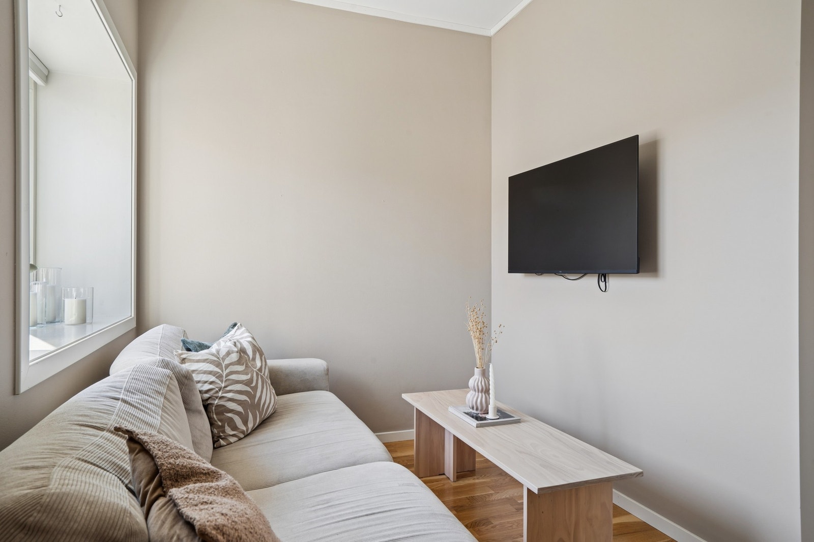 Malte, slette vegger og tak gir et rent og moderne uttrykk. Galleribilde