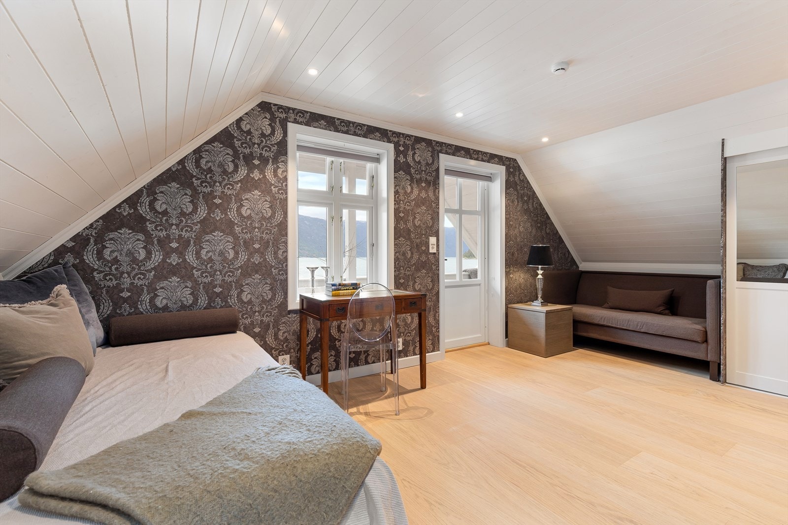 Soverom eller loftstove i 2.etg Galleribilde