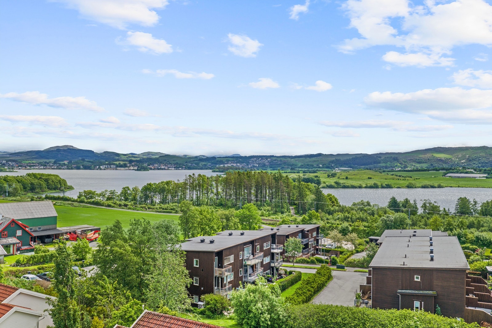 Området er kjent for å være rolig og trygt, ideelt for barnefamilier. Galleribilde