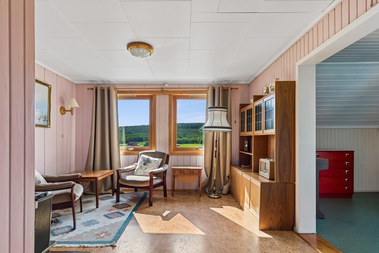 Loftstuen i andre etasje kan også benyttes som et ekstra soverom. Galleribilde