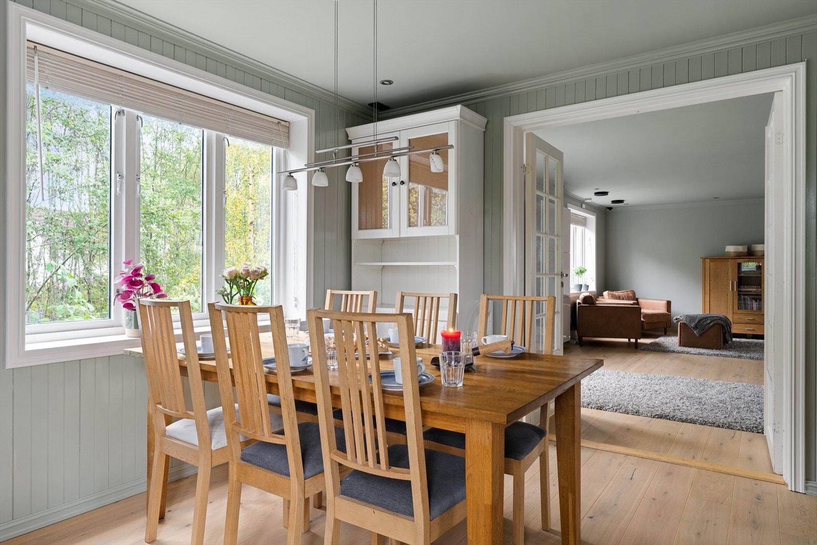 Kjøkkenet måler hele 25 m². Galleribilde