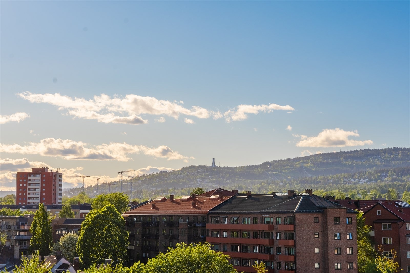 De to fantastiske balkongene er perfekt for å nyte varme sommerdager! Galleribilde