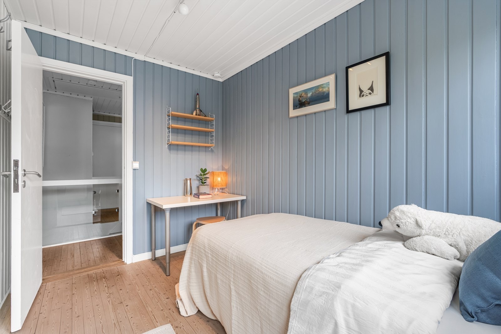 Passer ypperlig som barnerom, gjesterom eller hjemmekontor. Galleribilde