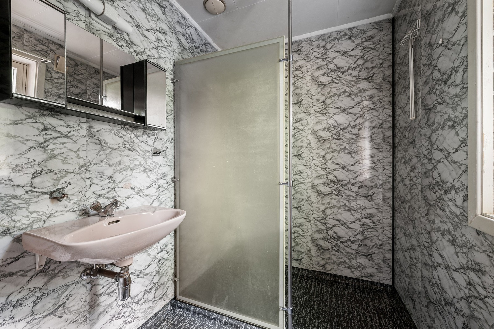 Dusjbad en-suite til soverom 1 Galleribilde
