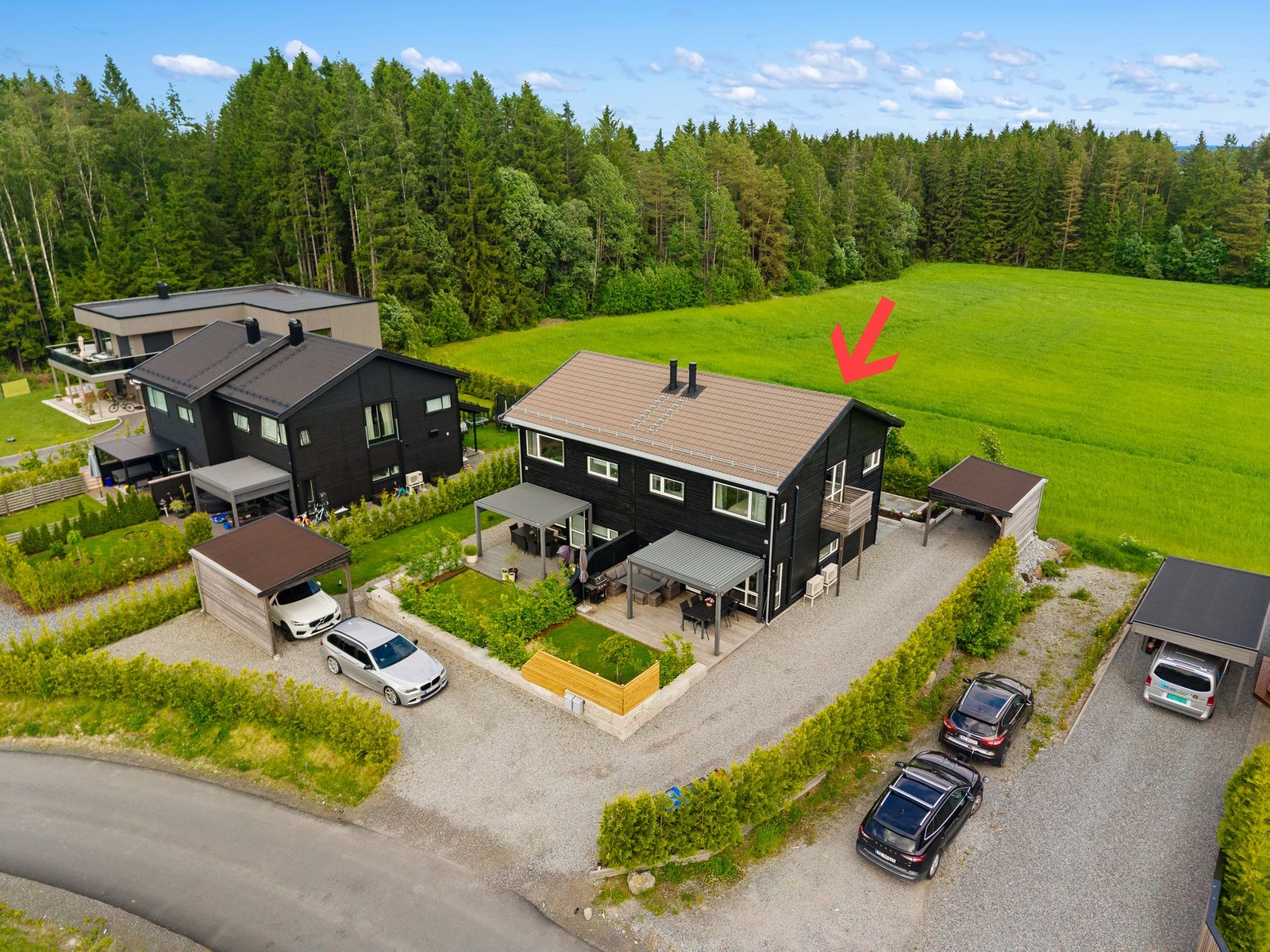 Moderne og innholdsrik halvpart av tomannsbolig fra 2019. Galleribilde