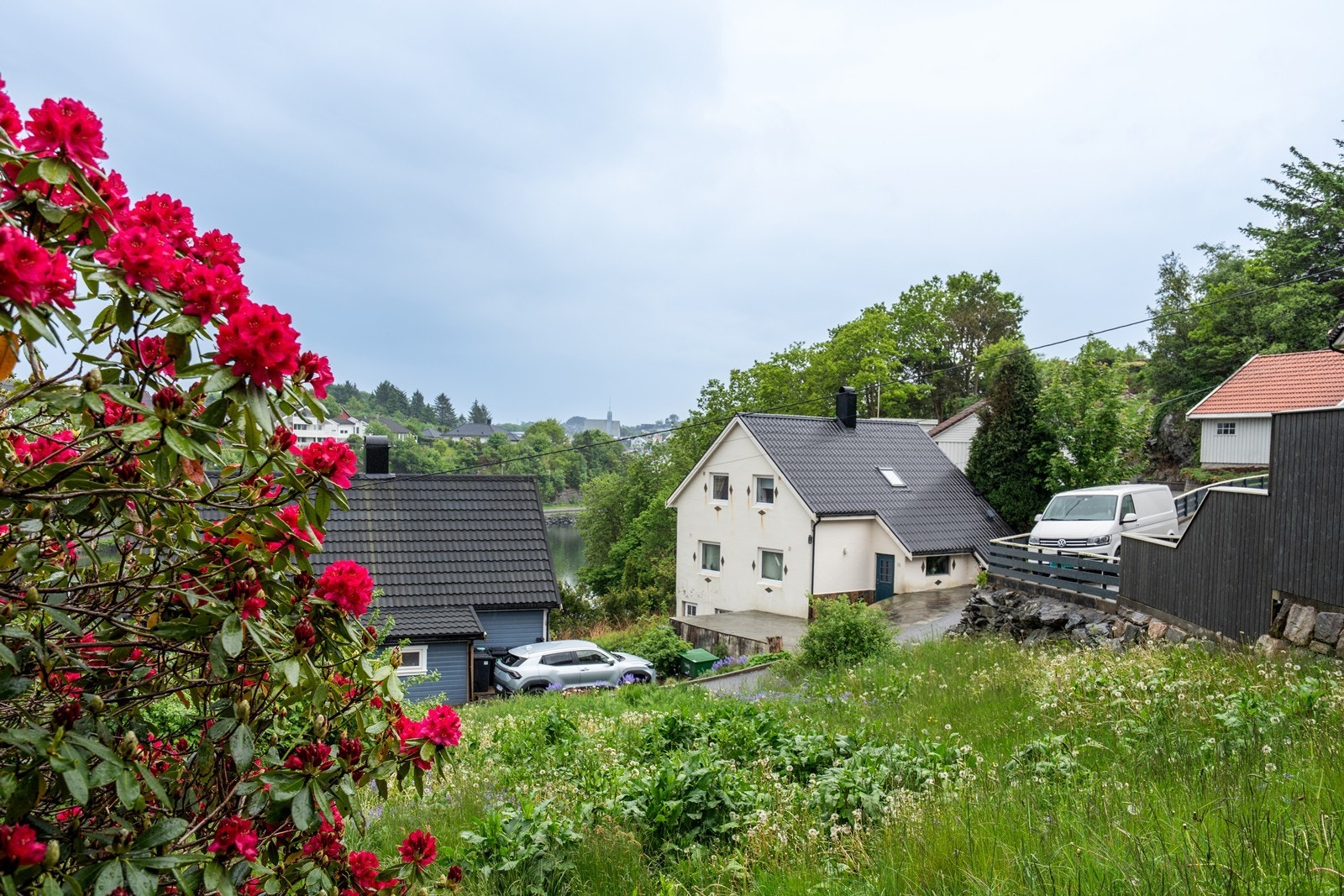 Utsikt fra eiendommen. Galleribilde