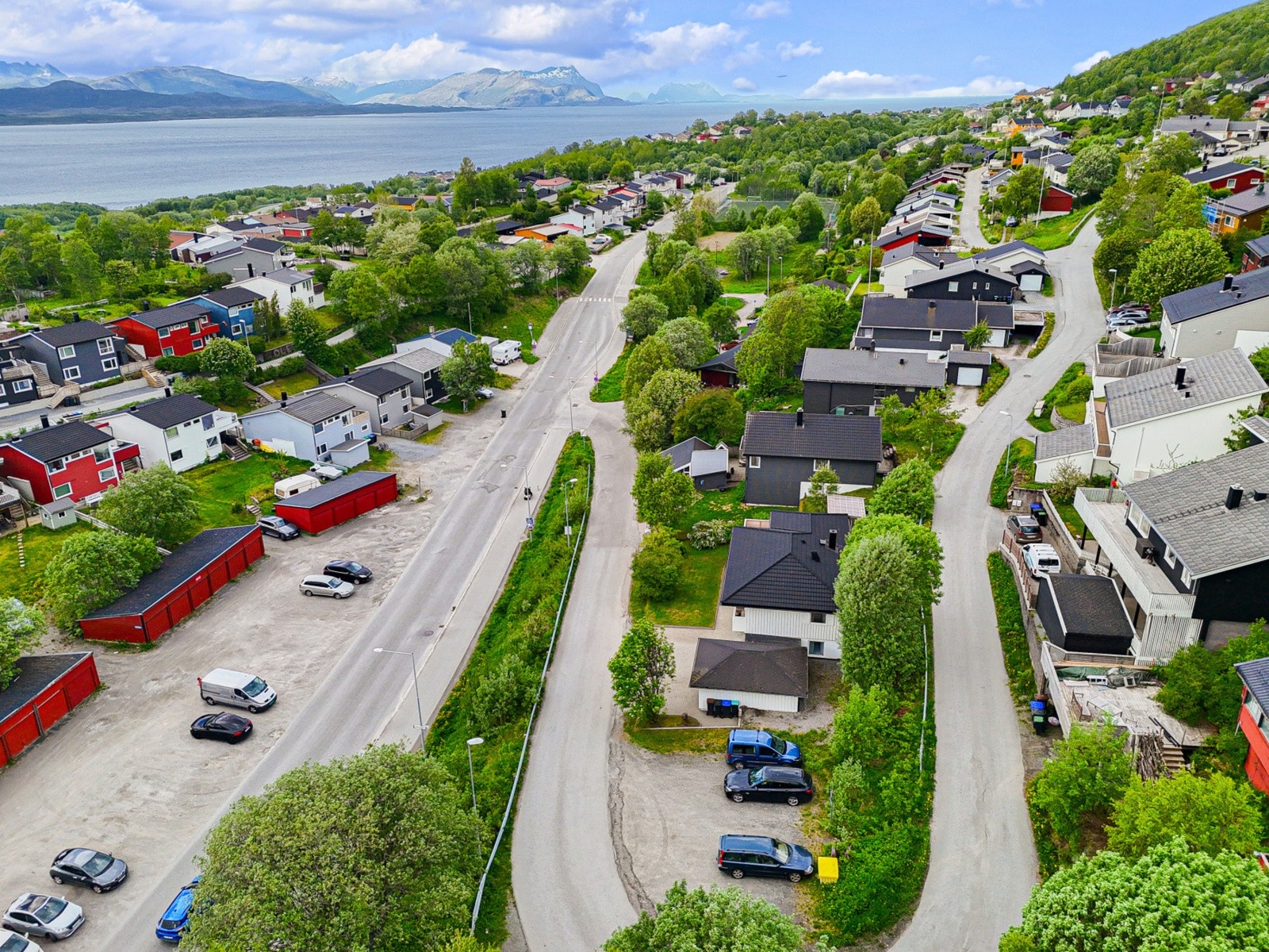 Nærområdet byr på svært gode turmuligheter i skog og mark. Galleribilde
