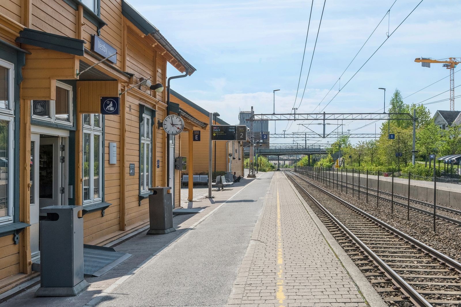 Vestby togstasjon tar deg til Oslo S på kun 24. min. Galleribilde