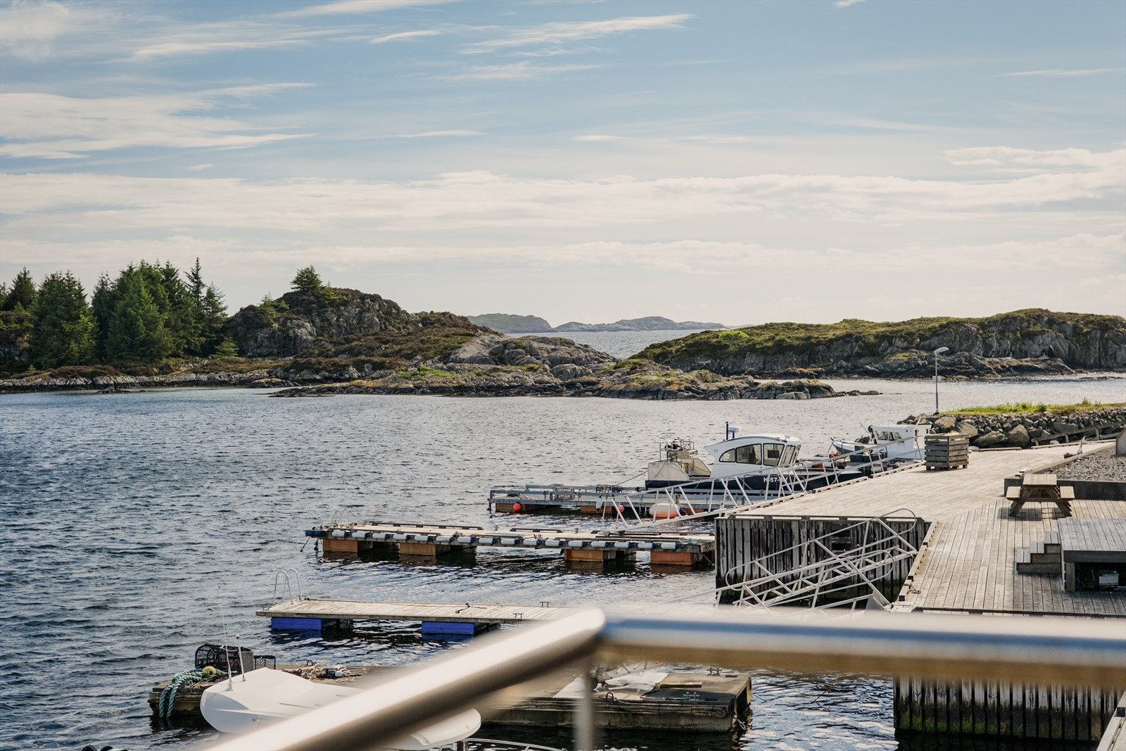 Her er man tett på sjøen og elementene Galleribilde