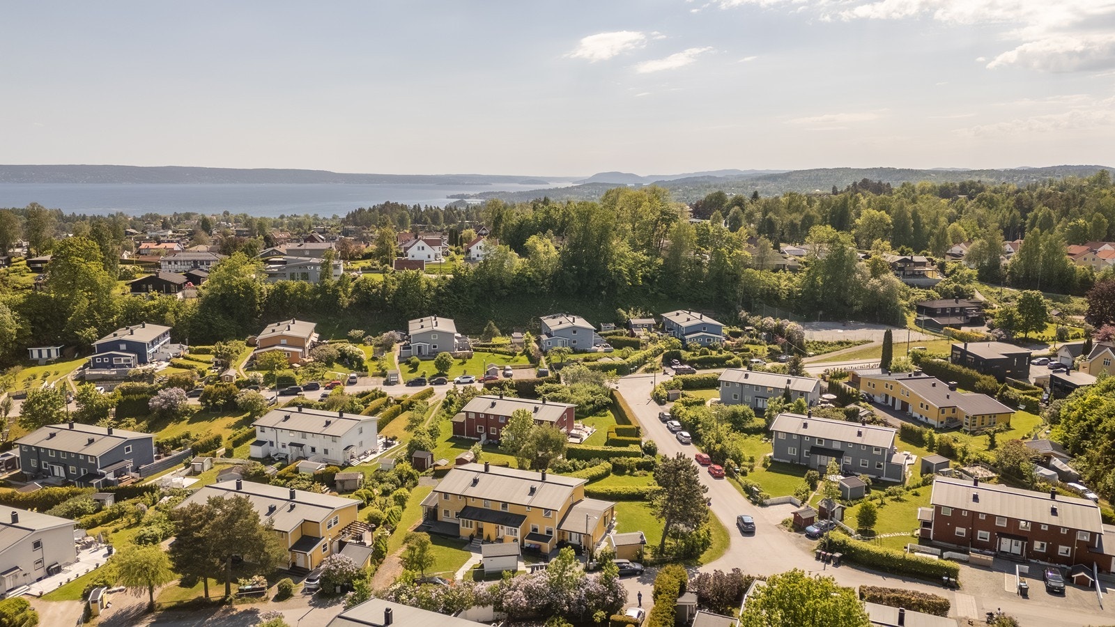 Undelstad er et populært og familievennlig boligområde med mange barnefamilier. Her bor det mange barn i nærområdet, og både skole og barnehage ligger i kort avstand fra boligen. Galleribilde