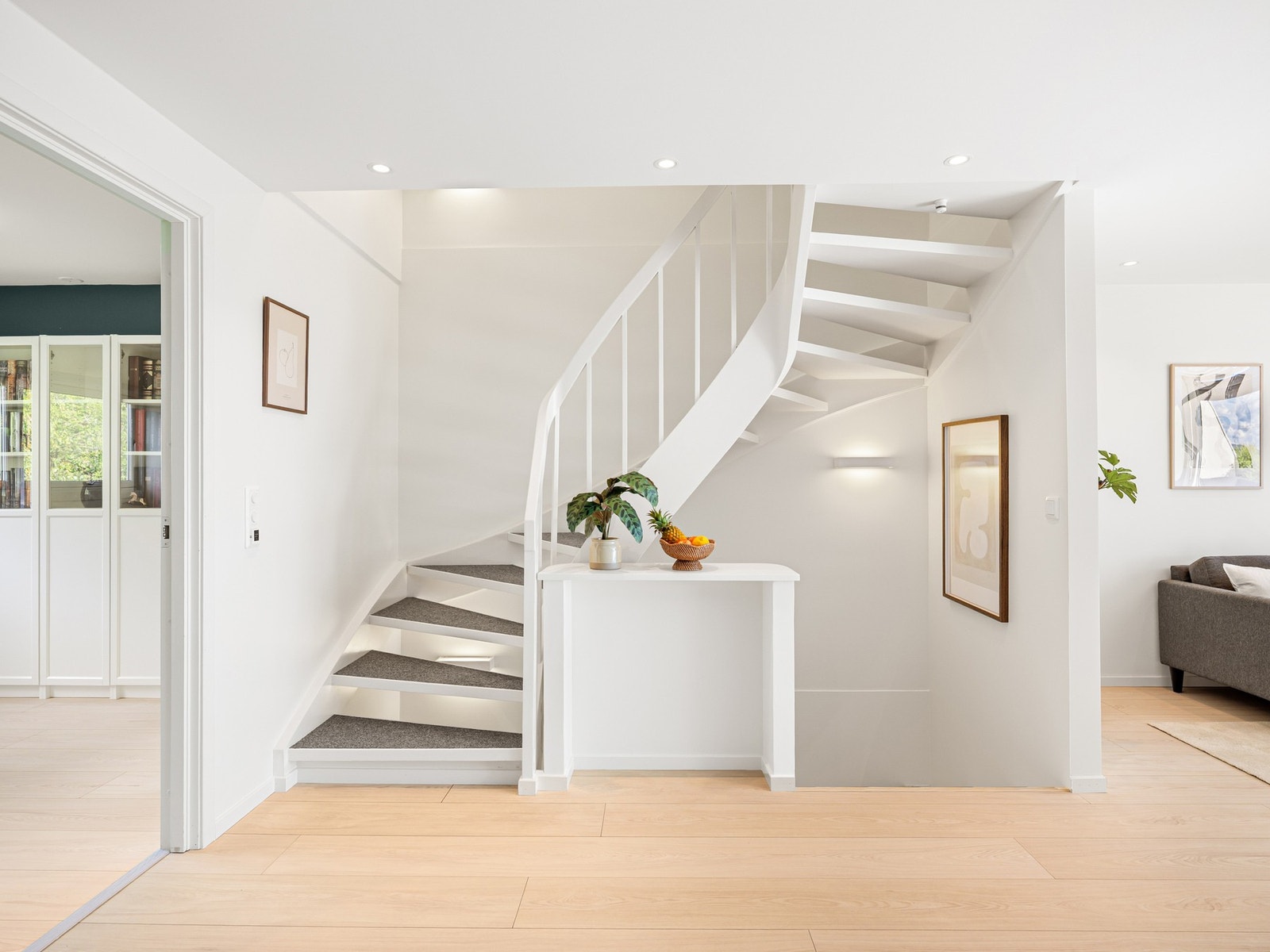 Nymalt, vedlikeholdt og moderne. Galleribilde